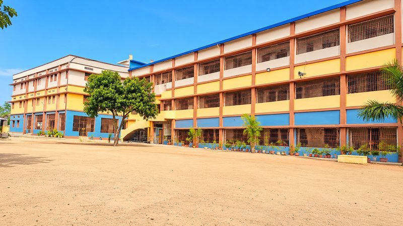 Loyola English Medium School campus building in Lalpania, Bokaro